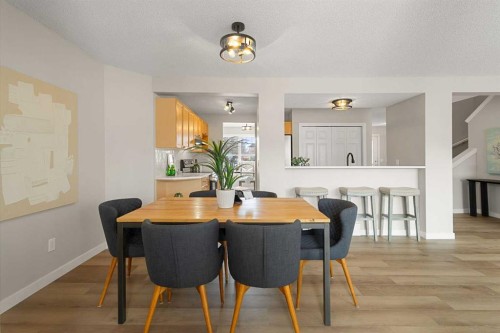 187 Elgin Way Se, Calgary, AB - Indoor Photo Showing Dining Room