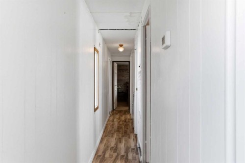 232003 Range Road 242, Namaka, AB - Indoor Photo Showing Other Room