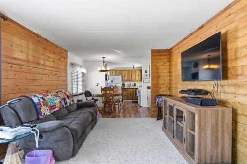 232003 Range Road 242, Namaka, AB - Indoor Photo Showing Living Room