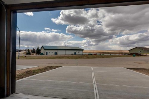 2 Evron Place, Trochu, AB - Outdoor