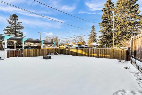 126 Springwood Drive Sw, Calgary, AB - Outdoor