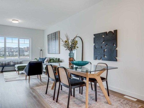 2221 81St Street Sw, Calgary, AB - Indoor Photo Showing Dining Room