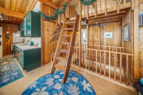 126 Elk Street, Harvie Heights, AB - Indoor