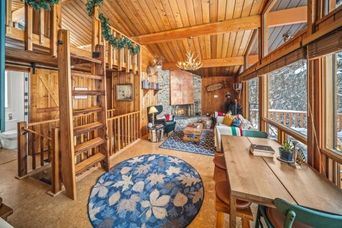 126 Elk Street, Harvie Heights, AB - Indoor Photo Showing Other Room