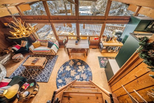 126 Elk Street, Harvie Heights, AB - Indoor