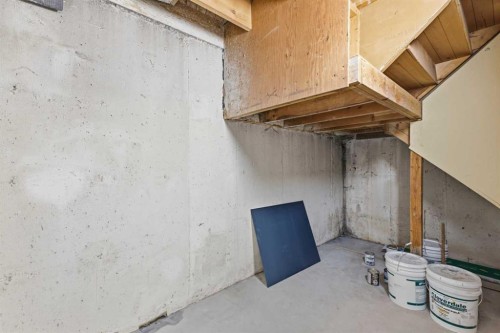 1412 19 Street Ne, Calgary, AB - Indoor Photo Showing Basement