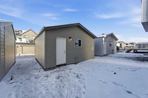 8 Heartwood Lane Se, Calgary, AB - Outdoor With Exterior