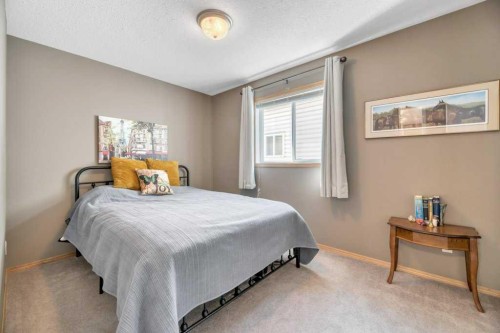 133 Parklane Drive, Strathmore, AB - Indoor Photo Showing Bedroom