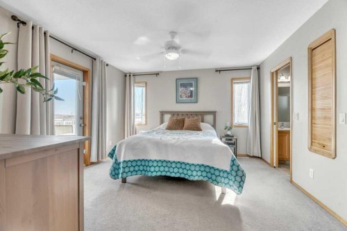133 Parklane Drive, Strathmore, AB - Indoor Photo Showing Bedroom