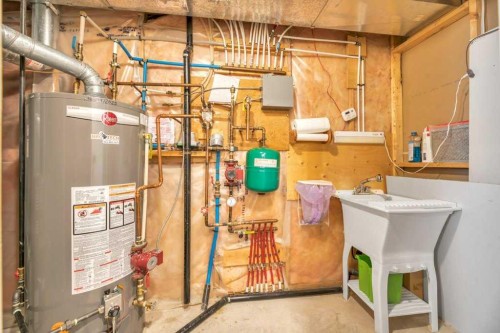 133 Parklane Drive, Strathmore, AB - Indoor Photo Showing Basement