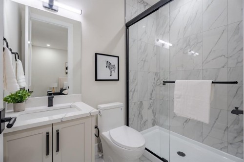 2057 Waterbury Road, Chestermere, AB - Indoor Photo Showing Bathroom