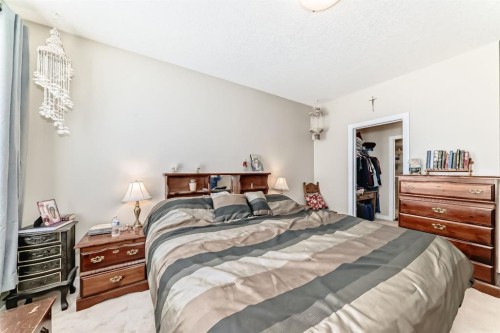 107-1005A Westmount Drive, Strathmore, AB - Indoor Photo Showing Bedroom