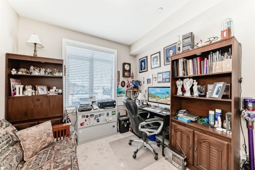 107-1005A Westmount Drive, Strathmore, AB - Indoor Photo Showing Office