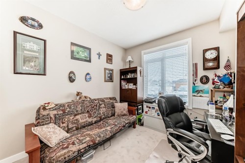 107-1005A Westmount Drive, Strathmore, AB - Indoor
