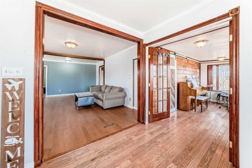 3 Cochrane Lake Trail, Cochrane Lake, AB - Indoor Photo Showing Other Room