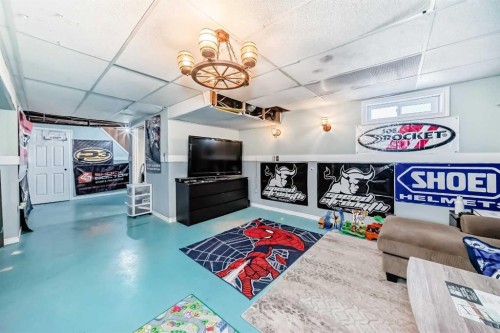 3 Cochrane Lake Trail, Cochrane Lake, AB - Indoor Photo Showing Other Room