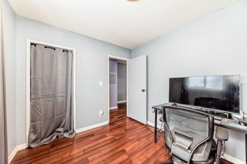 644 Spring Haven Court Se, Airdrie, AB - Indoor Photo Showing Office