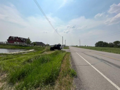 421 Railway, Cheadle, AB 