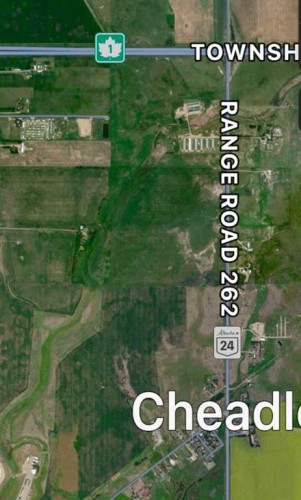 421 Railway, Cheadle, AB 