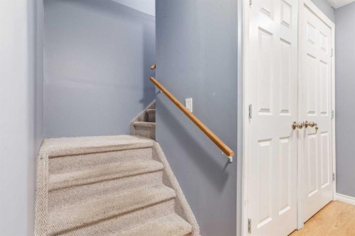 191 Panamount Heights Nw, Calgary, AB - Indoor Photo Showing Other Room