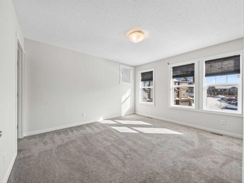 302 Cranbrook Square Se, Calgary, AB 