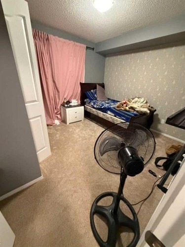 3316-60 Panatella Street Nw, Calgary, AB - Indoor Photo Showing Other Room