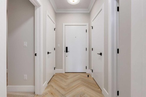 511-330 Dieppe Drive Sw, Calgary, AB - Indoor Photo Showing Other Room