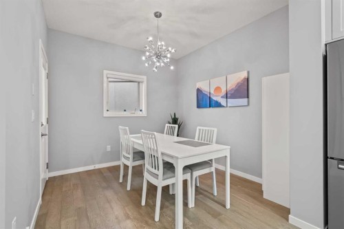 3304 2 Street Ne, Calgary, AB - Indoor Photo Showing Dining Room