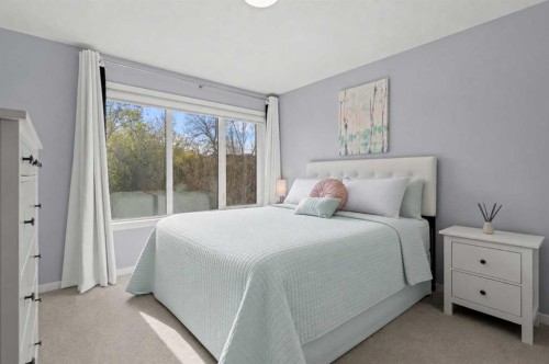 3304 2 Street Ne, Calgary, AB - Indoor Photo Showing Bedroom