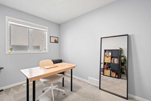 3304 2 Street Ne, Calgary, AB - Indoor