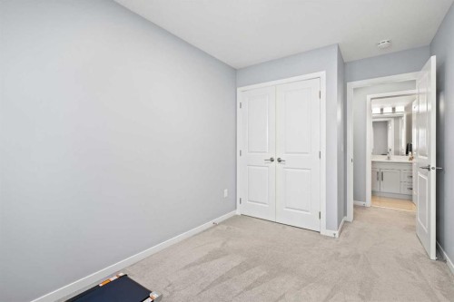 3304 2 Street Ne, Calgary, AB - Indoor Photo Showing Other Room