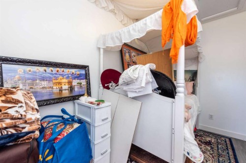 33 Marth'S  Meadow Place Ne, Calgary, AB - Indoor With Storage