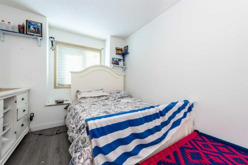 33 Marth'S  Meadow Place Ne, Calgary, AB - Indoor Photo Showing Bedroom