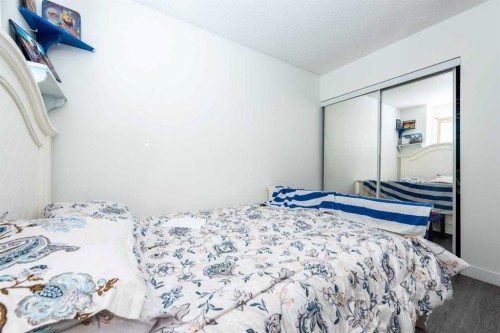 33 Marth'S  Meadow Place Ne, Calgary, AB - Indoor Photo Showing Bedroom