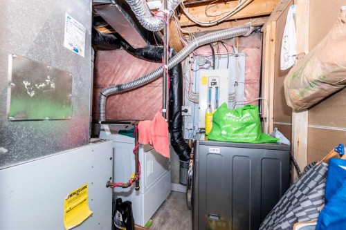 33 Marth'S  Meadow Place Ne, Calgary, AB - Indoor