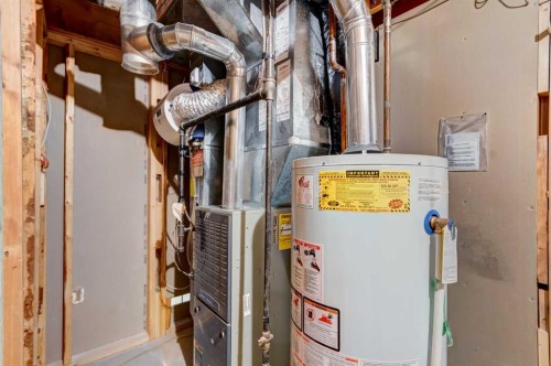 4620 31 Avenue Ne, Calgary, AB - Indoor Photo Showing Basement