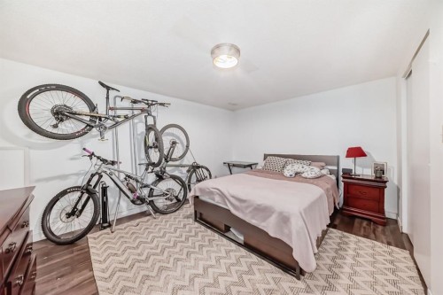 131 Huntstrom Drive Ne, Calgary, AB - Indoor Photo Showing Bedroom