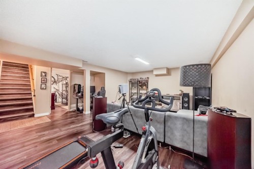 131 Huntstrom Drive Ne, Calgary, AB - Indoor