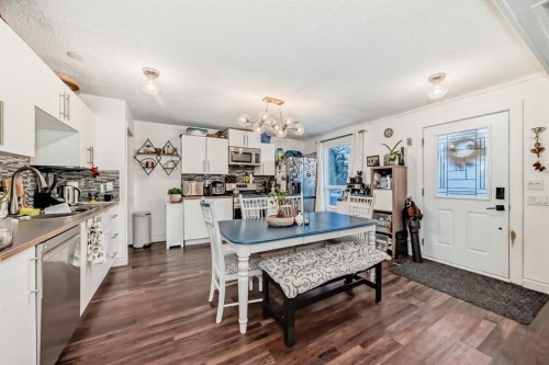 131 Huntstrom Drive Ne, Calgary, AB - Indoor