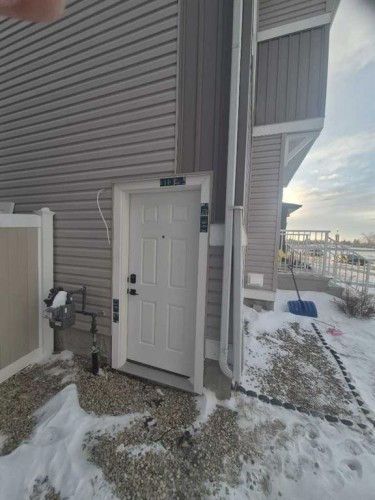 47 Lake Street, Rural Red Deer County, AB - Outdoor With Exterior