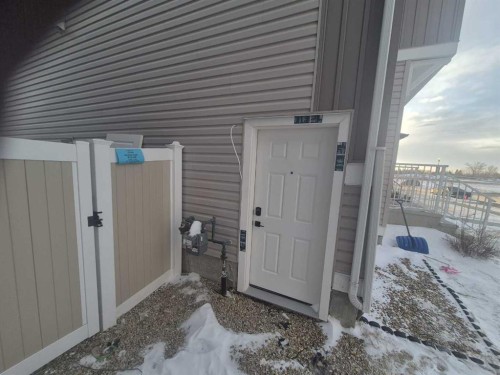 47 Lake Street, Rural Red Deer County, AB - Outdoor With Exterior