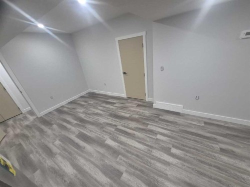 47 Lake Street, Rural Red Deer County, AB - Indoor Photo Showing Other Room