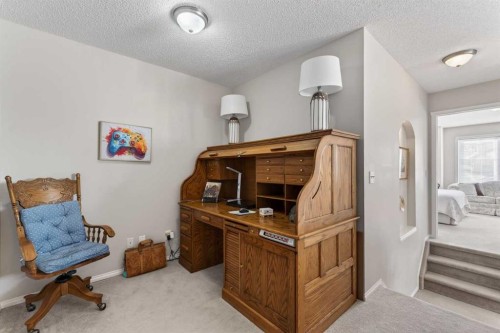 10 Cougar Ridge Bay Sw, Calgary, AB - Indoor
