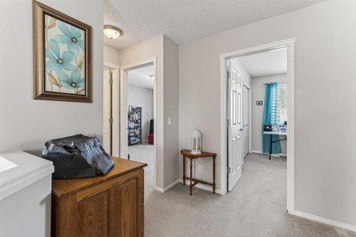 10 Cougar Ridge Bay Sw, Calgary, AB - Indoor Photo Showing Other Room
