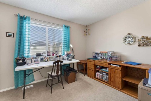 10 Cougar Ridge Bay Sw, Calgary, AB - Indoor Photo Showing Office