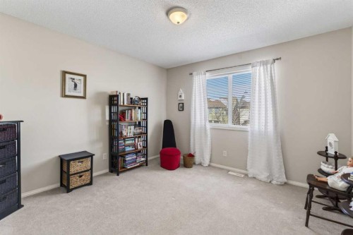 10 Cougar Ridge Bay Sw, Calgary, AB - Indoor