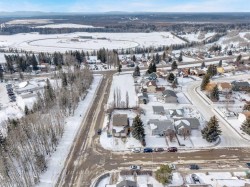 5704 58 Street  Rocky Mountain House, AB T4T 1H9