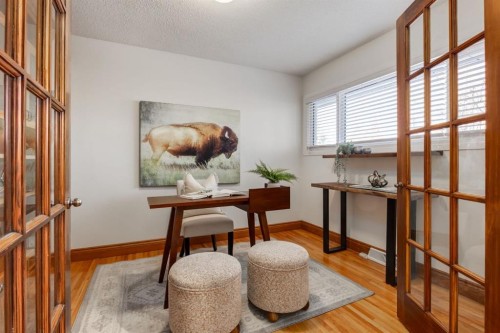 4011 25 Avenue Sw, Calgary, AB - Indoor