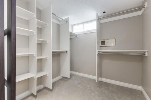 4011 25 Avenue Sw, Calgary, AB - Indoor With Storage