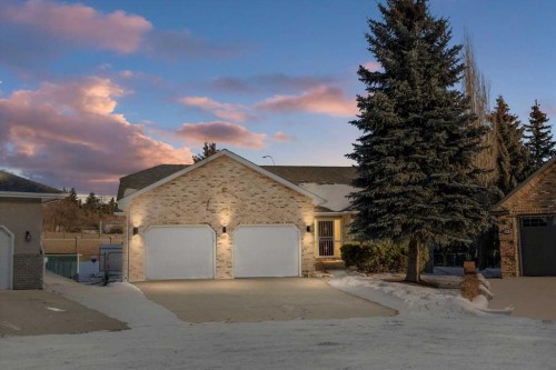 22 Varsity Estates Close Nw, Calgary, AB - Outdoor